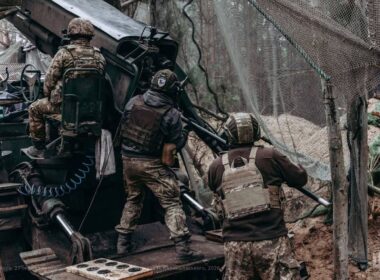 before russia's all-out war ukraine imported almost weapons four years later buys more than any country earth · post ukrainian gunners general staff armed forces artillerymen artillery gun howitzer shells