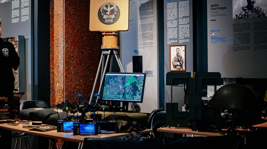 one radar rule all ukraine's cd-t10 spots everything fpv drones guided aerial bombs inside 15 km dome · post contra-drone's (on tripod) sense 4 detectors table) display war'26 people vs