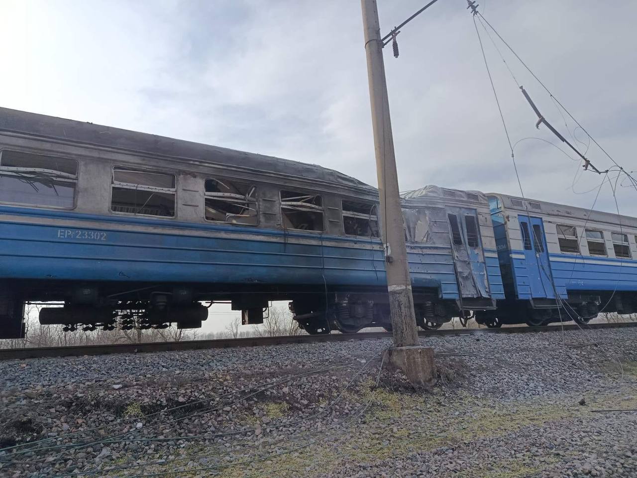 The aftermath of a Russian strike on a passenger train on 2 March. Source: Kuleba