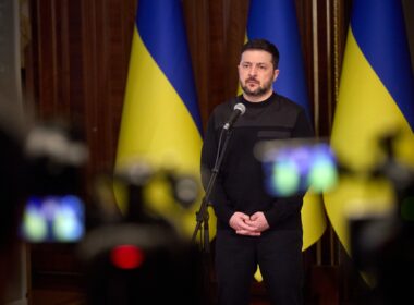 Ukrainian President Volodymyr Zelenskyy talking to journalists on 3 March 2026. Photo: Zelenskyy on Telegram