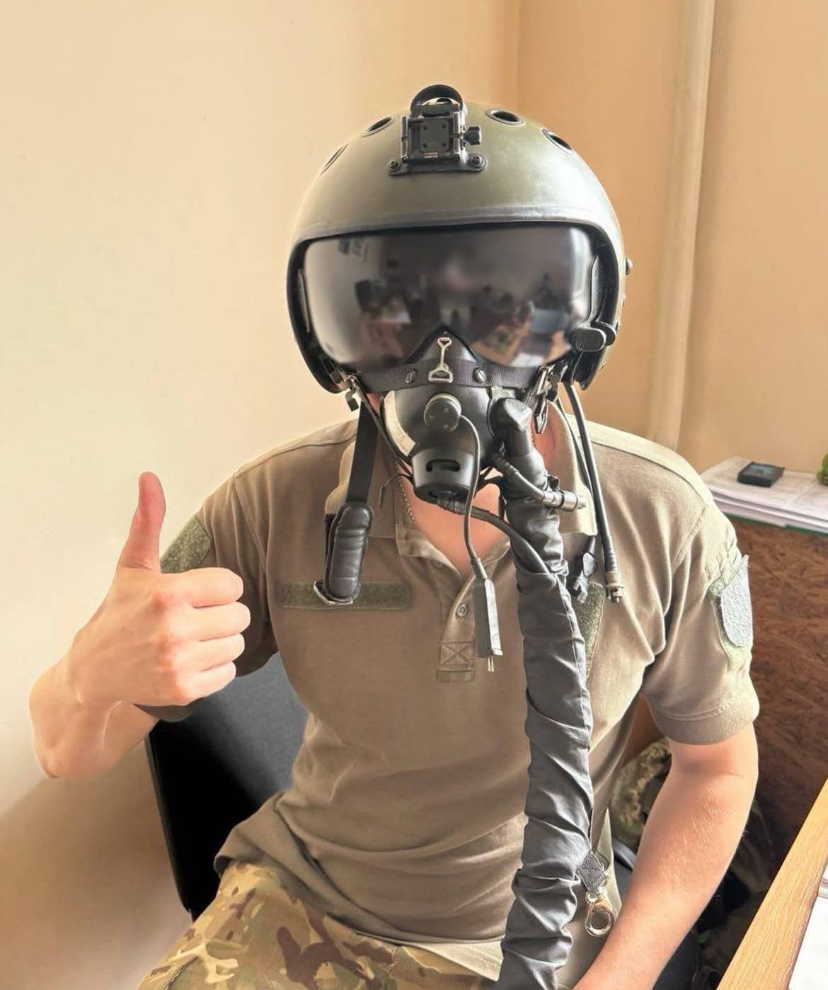 ukraine's mig-29s fly until 2030 pilots' oxygen masks last long · post volunteer-procured upgraded zsh-7 helmet european-style rubberized mask — only new flight gear available ukrainian mig-29 pilots purchased small