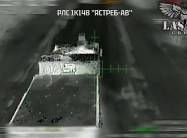 A Russian rare 1K148 Yastreb-AV counter-battery radar. Screenshot