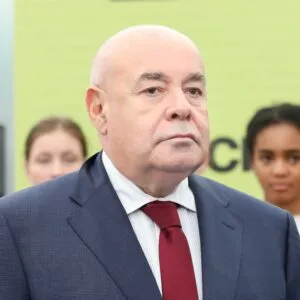 Mikhail Shvydkoy, curator of the Russian pavilion at the 61st edition of the Venice Biennale. Photo via Wikimedia Commons.