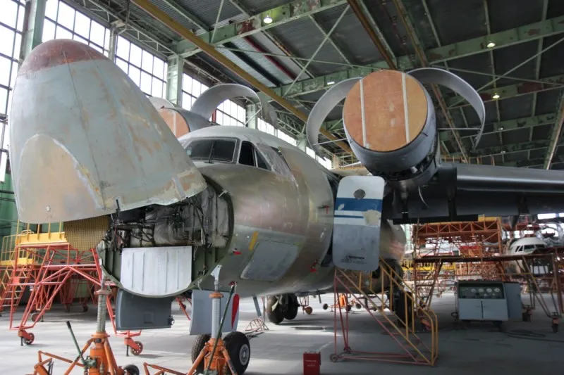 russia's military transport fleet designed kyiv — moscow's leaked documents show 143 its 368 antonovs need urgent repair · post an-26 aircraft undergoing overhaul 308th plant ivanovo panels stripped engines