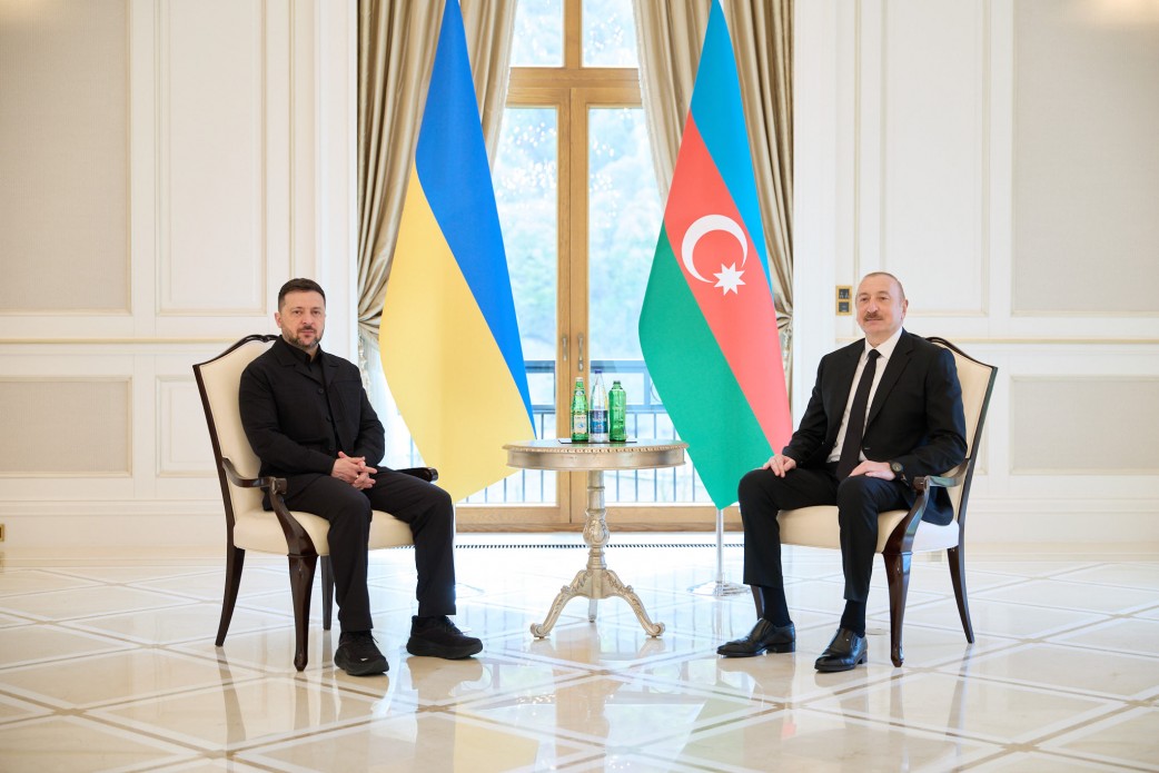 Ukrainian President Volodymyr Zelenskyy, during a meeting with Azerbaijani President Ilham Aliyev on 25 April 2026. Source: The Ukrainian Presidential Office