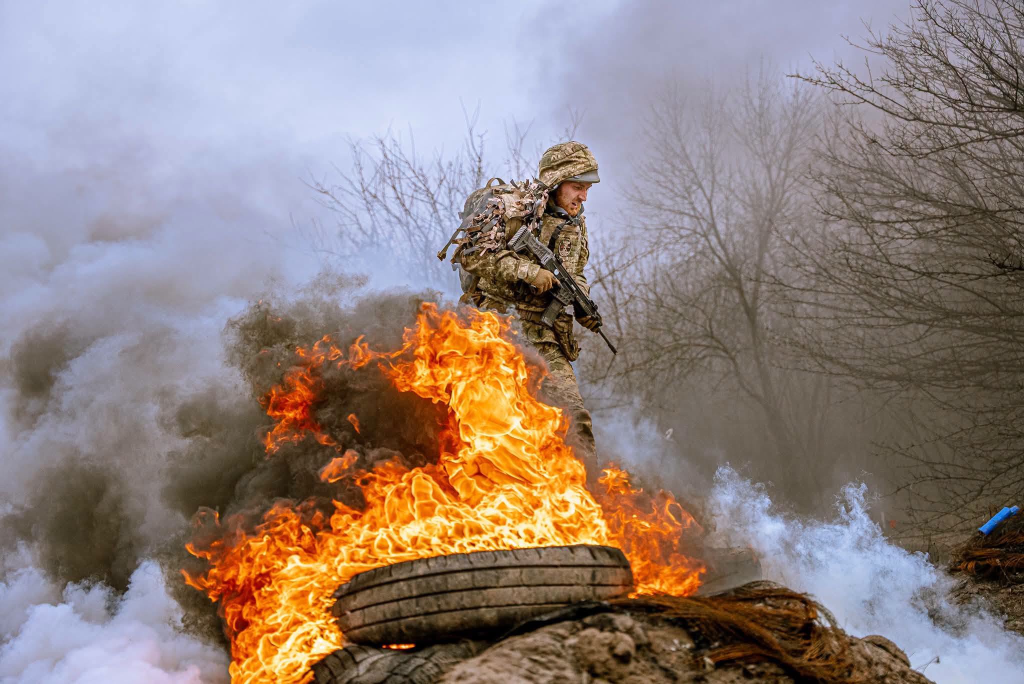 A Ukrainian soldier with a rifle. Source: The General Staff