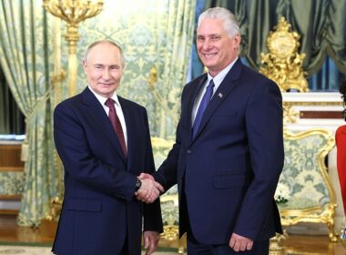Vladimir Putin and Cuban President Miguel Díaz-Canel during a meeting in the Kremlin in May 2025