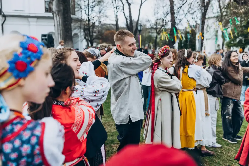 Ukrainian traditions easter haivky revival folk songs dancing