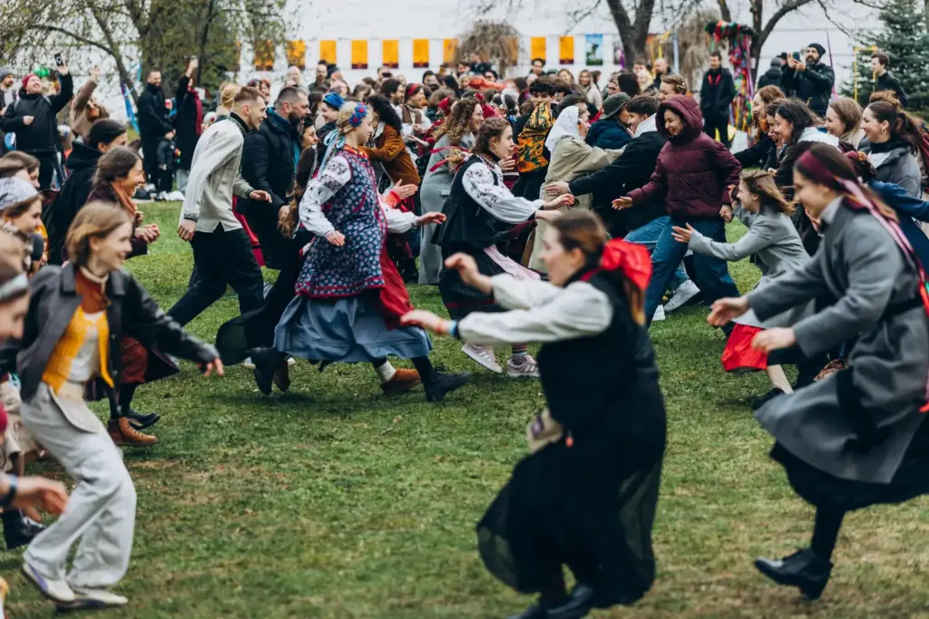 Ukrainian traditions easter haivky revival folk songs dancing
