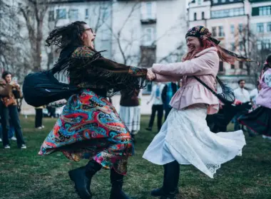 Ukrainian traditions easter haivky revival folk songs dancing