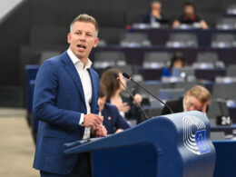 peter magyar speaking at the european parliament