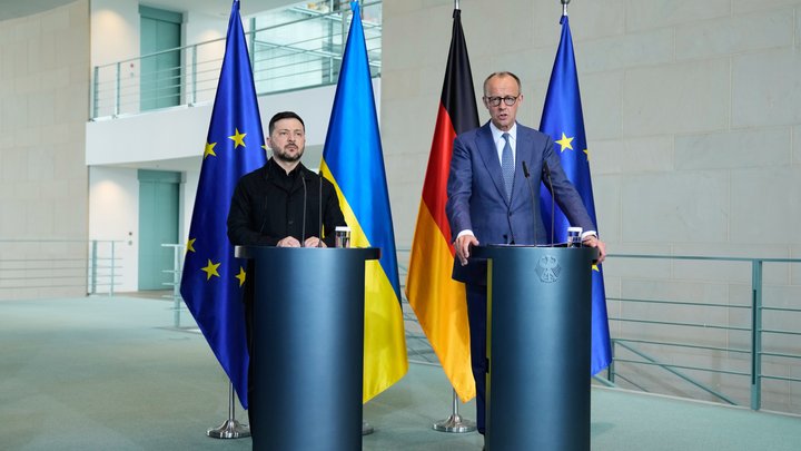 Ukrainian President Volodymyr Zelenskyy and German Chancellor Friedrich Merz