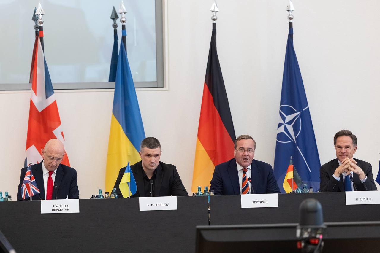 UK Defense Secretary John Healey, Ukrainian Minister of Defense Mykhailo Fedorov, German Defense Minister Boris Pistorius, and NATO Secretary General Mark Rutte during the Ramstein format meeting, on 15 April 2026. Source: Fedorov