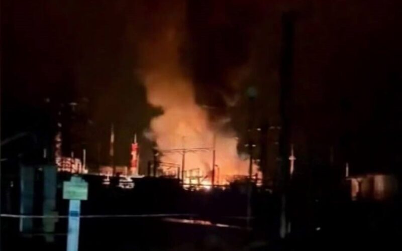 Fire at the “Krymskaya” oil-pumping station in Russia's Krasnodar Krai following Ukrainian drone strikes, 9 April 2026. Photo: Exilenova+