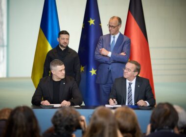 Ukrainian Defense Minister Mykhailo Fedorov and German Defense Minister Boris Pistorius signed the memorandum on cooperation, together with President Volodymyr Zelenskyy and German Chancellor Friedrich Merz on 14 April, 2026. Source: Fedorov