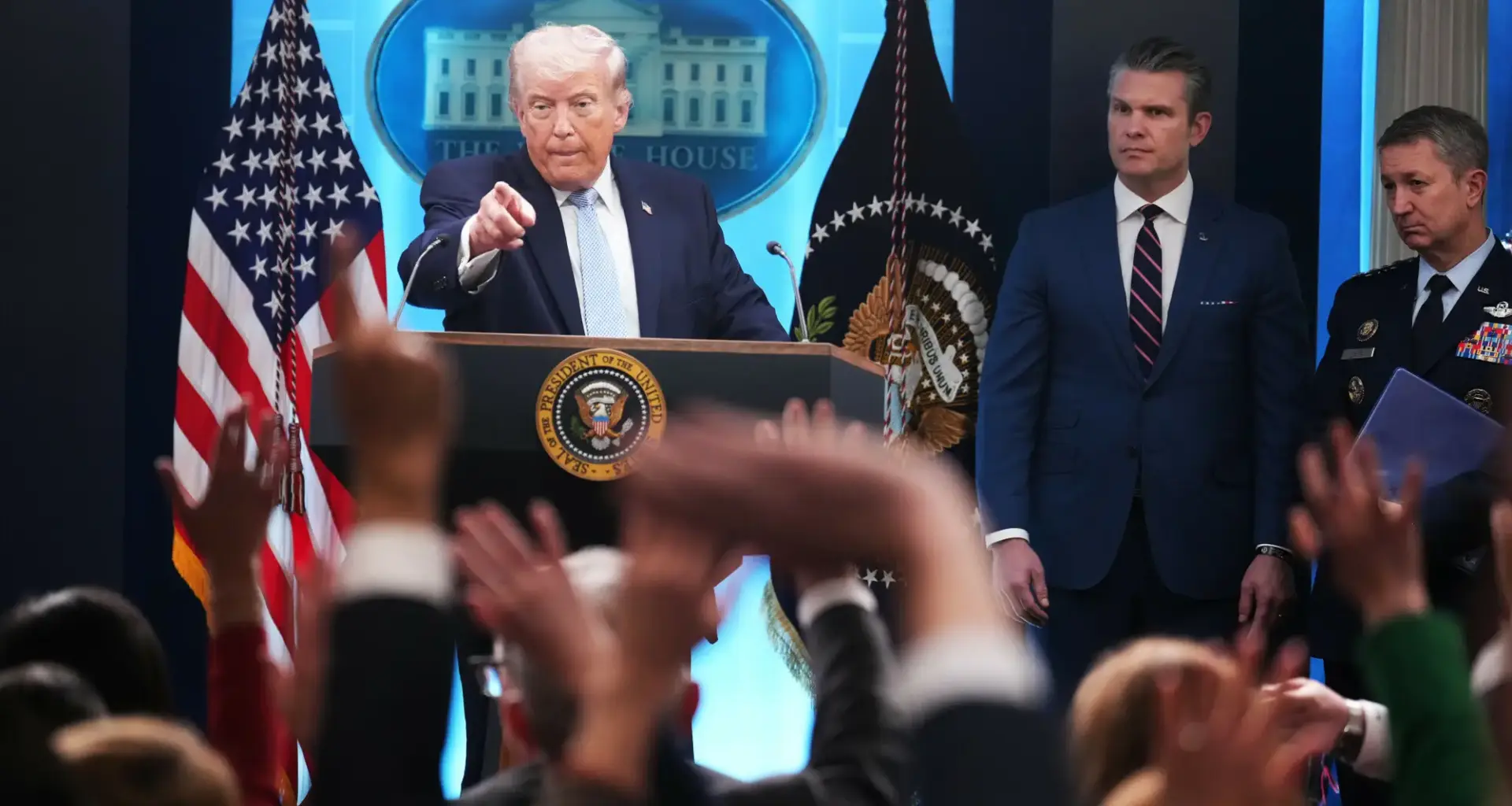 Trump iran war briefing