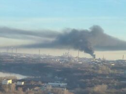 ukraine's drones return bashneft-novoil refinery ufa 1300 km front — primary distillation unit burning again · post black smoke rising over rosneft's bashkortostan following ukrainian drone strike 2 2026 exilenova+