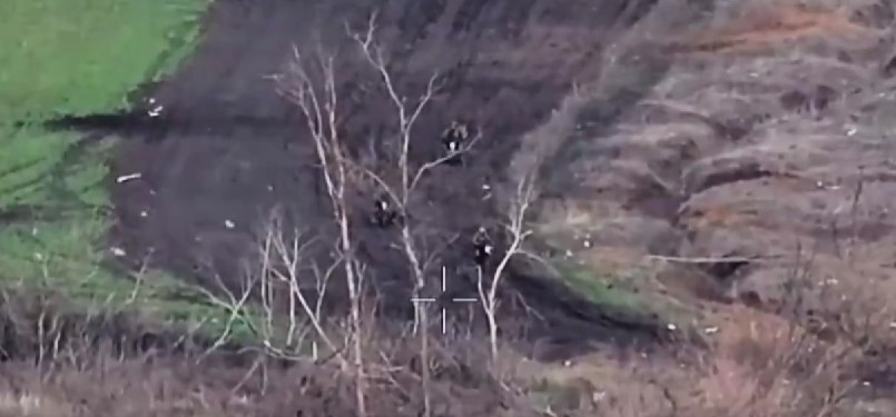 The Russians are during the assault. Screenshot