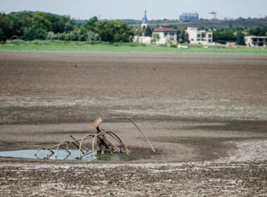 occupied donetsk's drinking water crisis so bad russia now proposing heavy-metal-laced drainage substitute · post dried-out bed khanzhenkovske reservoir krynka river donetsk oblast which ceased exist body 2025 ханжонківське водосховище