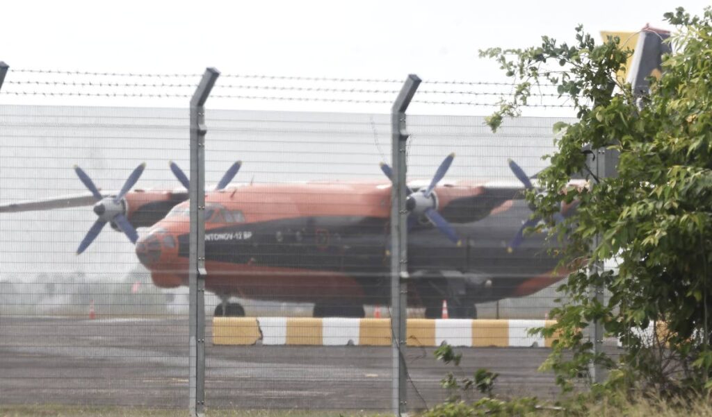 trinidad tobago clears ukrainian crew lets explosives-laden plane fly libya · post an-12b cargo operated cavok air kyiv-based airline held piarco international airport 2026 затриманий в тринідаді і тобаго український