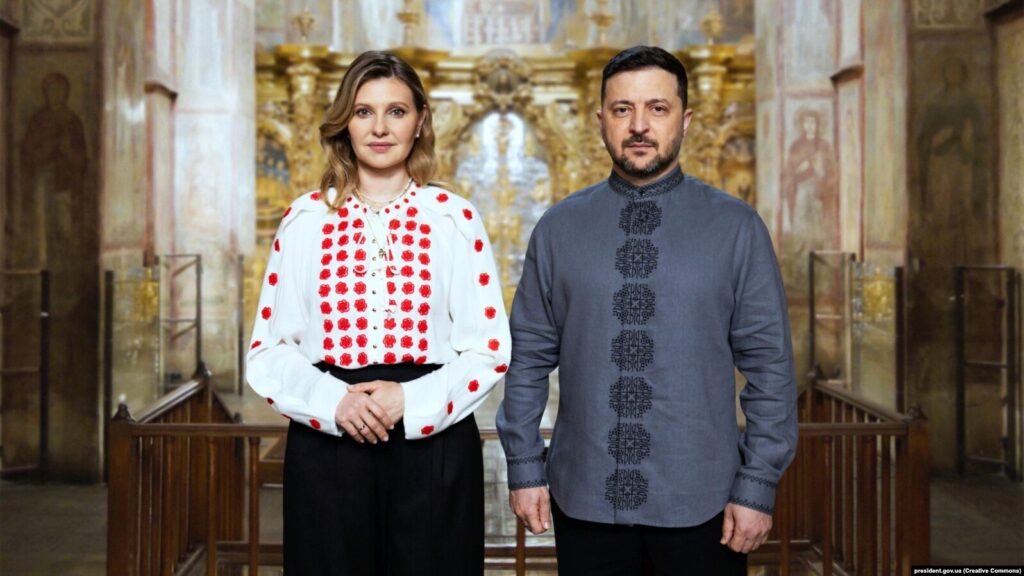 ukraine's anti-corruption agencies deny russian story about olena zelenska's arrest · post first lady zelenska (l) president volodymyr zelenskyy presidentgovua олена зеленська (л) разом зі своїм чоловіком вітає українців із
