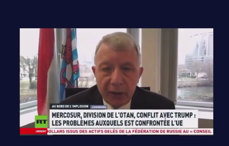 Right-wing Luxembourgish politician Fernand Kartheiser is giving an interview to Russian propaganda channel Russia Today. Source: Kartheiser/X