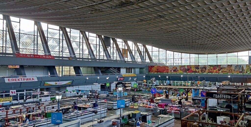 zhytnii market in kyiv in 2021