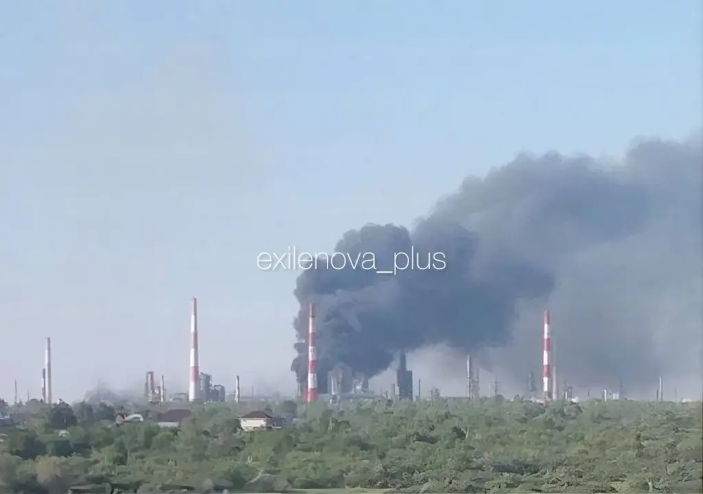 Fire breaks out at Syzran oil refinery as drone attack hits Samara region