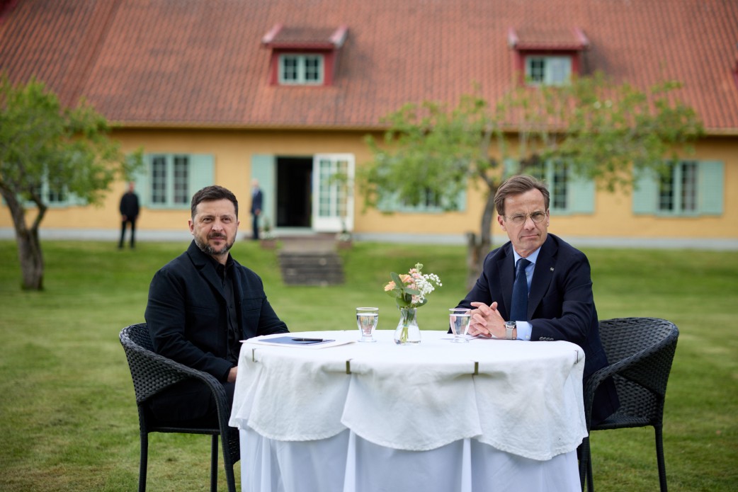 ukraine assembles european coalition stop russian ballistic missiles · post ukrainian president volodymyr zelenskyy (left) swedish prime minister ulf kristersson during meeting airbase uppsala sweden 28 2026 working visit swede