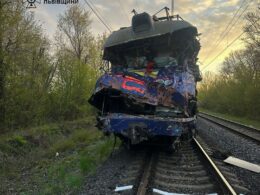 crane truck driver runs red signal lviv crossing — train engineer killed war veteran · post damaged locomotive tracks after kyiv–uzhhorod collided railway near village hirne stryi raion oblast 1