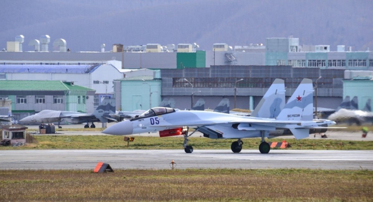 A russian Su-35S.