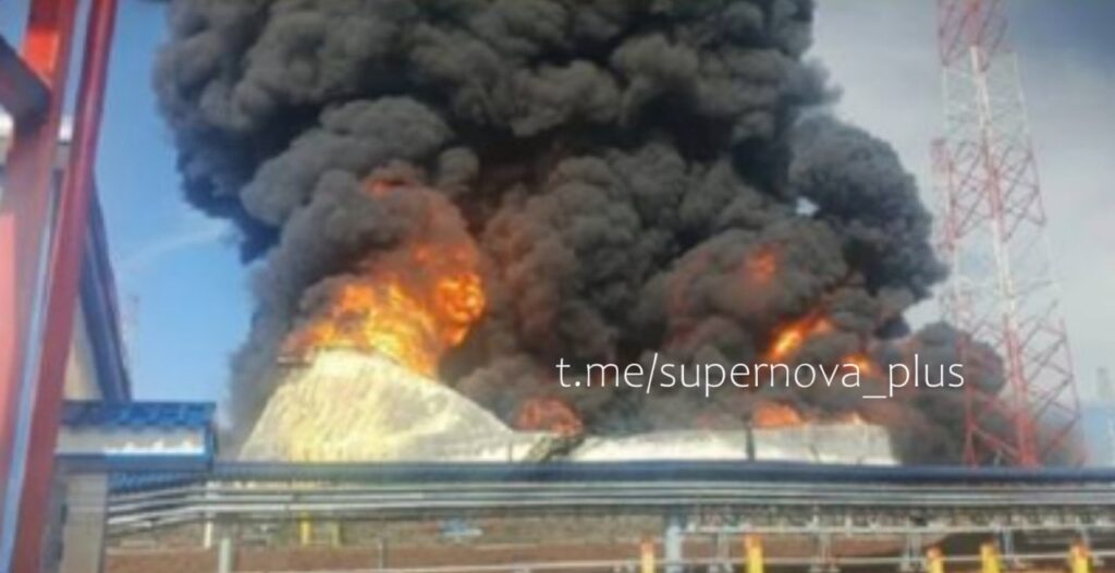 Ukraine hits the Kirov junction that routes Siberian crude to the Baltic, plus refinery and oil depot elsewhere in Russia