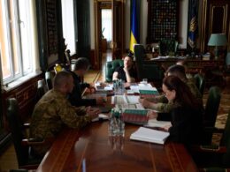 Ukrainian President Volodymyr Zelenskyy meeting with military and government leaders to discuss planned army reforms. Photo: Zelenskyy on Telegram