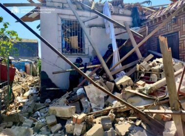 Aftermath of a Russian strike on a residential building in Ukraine's Dnipropetrovsk Oblast, 12 May 2026. Photo: Oleksandr Hanzha / Dnipropetrovsk Regional Military Administration