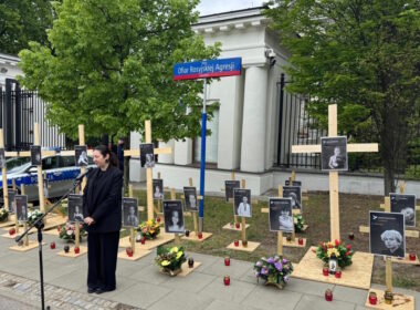 In Warsaw, on 9 May, activists unfurled an installation of crosses and photographs of Ukrainian children killed as a result of Russian aggression in front of the Russian Embassy. Source: UkrInform