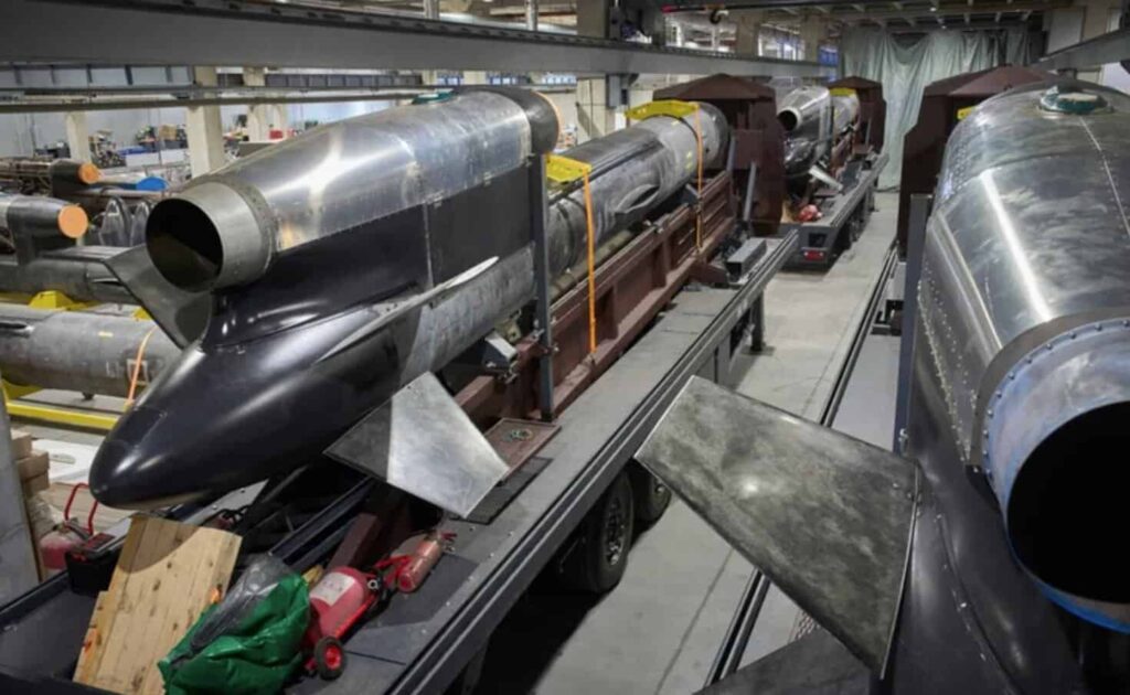 germany's diehl talks produce ukraine's flamingo cruise missile german soil · post fire point's missiles production facility ракета фламінго компанії point джерело єфрем лукацький maker defence negotiating manufacture germany financial