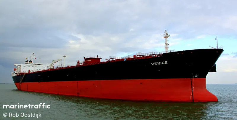 vessel FINA A.