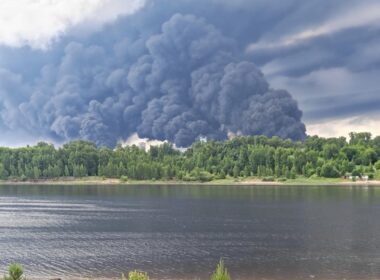 ukrainian drones torch russia's strategic wartime fuel reserves rybinsk explosives-linked chemical plant tula oblast · post thick smoke rises multiple points conflagration rosrezerv kombinat temp oil depot yaroslavl russia after