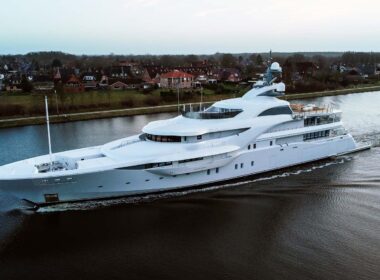 The superyacht Graceful