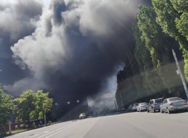 voronezh factory feeds pantsir iskander-k kh-101—and now it's fire · post thick smoke billows over street residents watch following reported strike vzpp-s plant russia 22 2026 5316704522568669592 ukrainian forces struck
