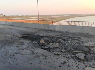 The Chongar Bridge has a hole from strikes. Source: UkrInform