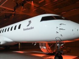 wsj putin's sanctioned inner circle keeps buying western business jets through web middlemen · post bombardier global 7500 same type western-built jet flown russia's elite graham hughes/bloomberg news similar have