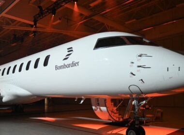 wsj putin's sanctioned inner circle keeps buying western business jets through web middlemen · post bombardier global 7500 same type western-built jet flown russia's elite graham hughes/bloomberg news similar have