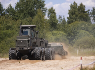 scanjack 3500 demining machine at the uttc media day