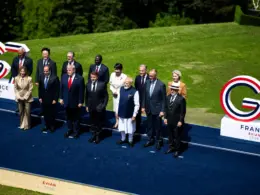 g7