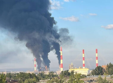 rosneft's kuibyshev refinery joins syzran novokuibyshevsk offline after ukrainian drone strike yesterday · post fires raging kuybyshevsky oil samara russia 10 2026 fires-rage-at-samara-kuybyshevsky-oil-refinery ukraine news reports