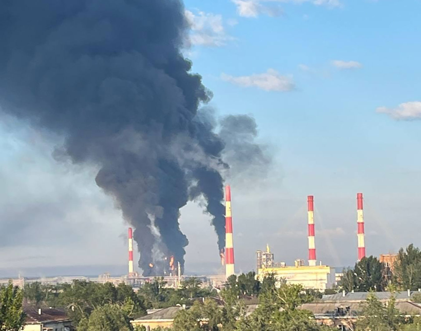 title · post fires raging kuybyshevsky oil refinery samara russia 10 2026 fires-rage-at-samara-kuybyshevsky-oil-refinery ukraine news ukrainian reports