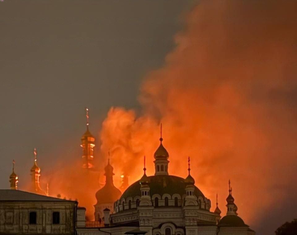 Russia attacks Kyiv-Pechersk Lavra