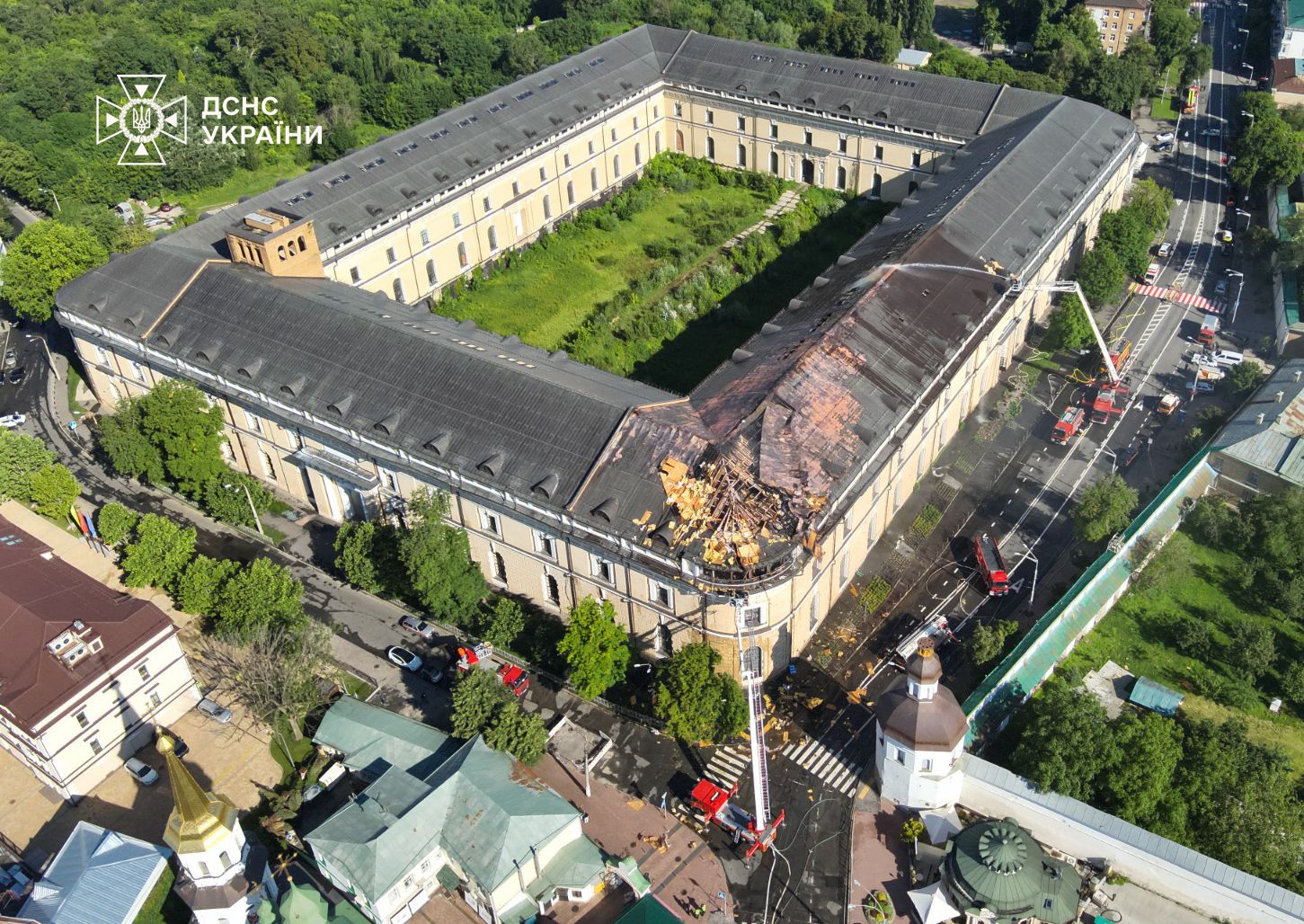 The image shows the aftermath of Russia's attack on the Kyiv-Pechersk Lavra on 15 June 2026. Credit: DSNS