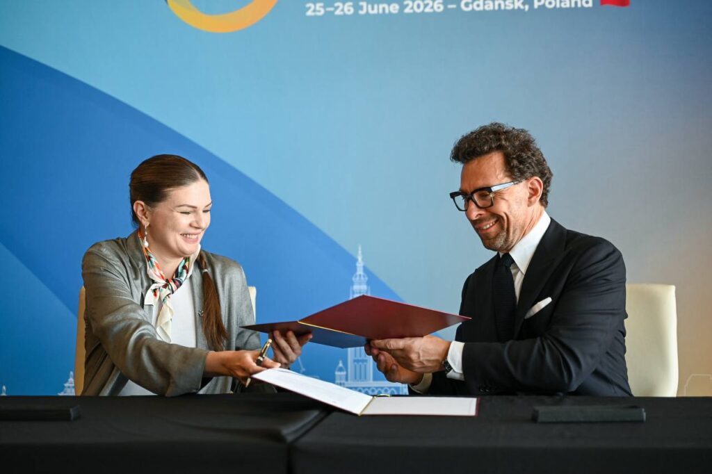 Signing of a Ukrainian-Polish agreement in the Ukraine Recovery Conference in Gdańsk, Poland. June 2026